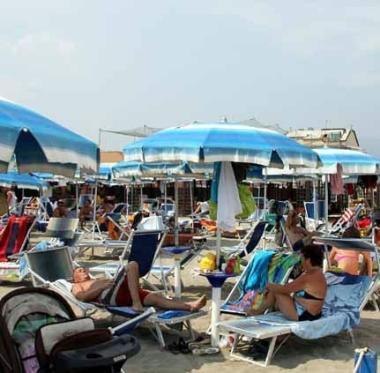 La spiaggia libera della Fossa Maestra e il Comune 