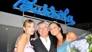 <b>BELLEZZA.</b> Patron Guidi con due miss