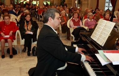 Il maestro Giuseppe Tavanti luned&igrave; terr&agrave; un concerto nella sala Puccini 