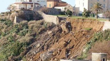 La frana che ha interessato la zona tra Cittadella e piazza Manzoni