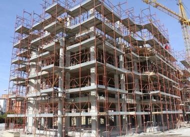 <strong>L’EDILIZIA: </strong>settore in difficoltà nella provincia