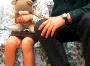 Molestie anche su un bimbo di 3 anni, contestato un altro caso al presunto pedofilo