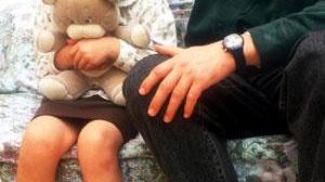 Molestie anche su un bimbo di 3 anni, contestato un altro caso al presunto pedofilo