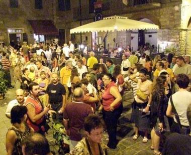 Record di presenze a Suvereto nella notte di San Lorenzo 