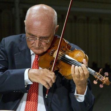 <b>MAESTRI CHIGIANI </b>Dallalto a sinistra in senso orario Salvatore Accardo e Bruno Giuranna Sotto gli allievi Daniel Palmizio e Francesca Dego    