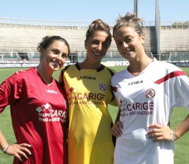 <b>MODELLE. </b> Le tre maglie presentate ieri allo stadio    