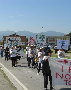Corteo a difesa dei Poderacci 