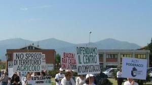 Corteo a difesa dei Poderacci
