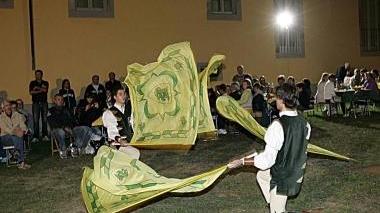 Gli sbandieratori del S. Michele parteciperanno a “Valori e sapori”