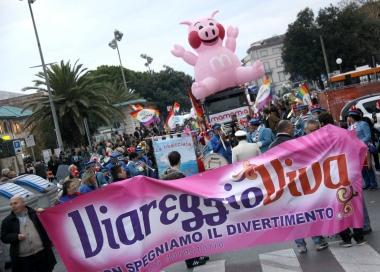 <b>VIAREGGIO VIVA.</b> &Egrave; lo slogan dei locali della citt&agrave; 