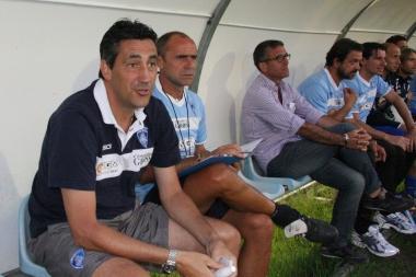 Alfredo Aglietti e a destra la formazione di Viareggio 