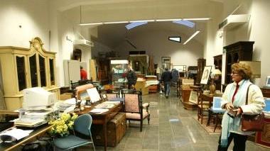 Un’asta giudiziaria A lato il funzionario della Cna Paolo Spadoni