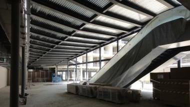 Medici e operatori in visita al cantiere