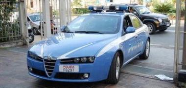 La polizia indaga sul rogo doloso di via Cairoli  