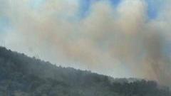 Un intervento della Vab in un incendio sulle colline del Montalbano