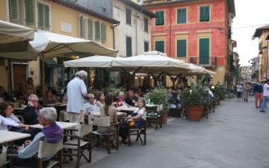 Ristoranti in centro Per il sindaco va detto stop   