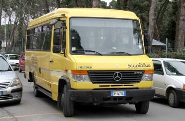 <b>SCUOLABUS. </b>Un pulmino per i bambini delle materne (Foto darchivio) 