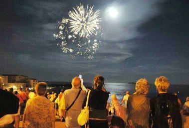 <b>FUOCHI A MARE </b>domani sera a Marina di Grosseto 
