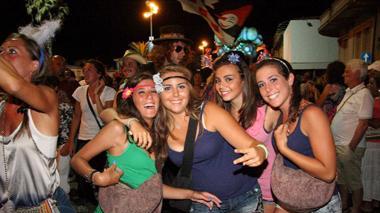 In 60mila sui viali per il Carnevale estivo