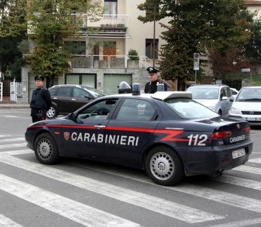 Una pattuglia di carabinieri 