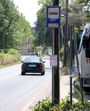 <b>INCIDENTE. </b>A sx e sotto il punto di via dei Lecci dove avvenne lo schianto 