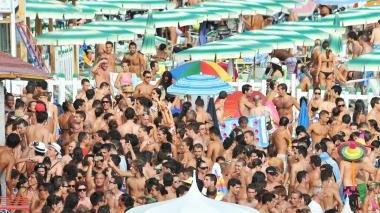 Un Ferragosto "salato" Multe in mare e in spiaggia a diportisti e venditori