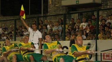 <b>LUTTO.</b> Sopra, Giuseppe Mallegni. In alto, atleti del Nocchi impegnati nel tiro alla fune