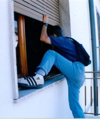 <b>LADRO</b> in azione a Principina 
