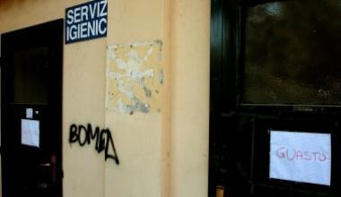 Comune senza idraulico e i bagni restano guasti