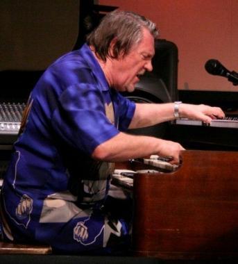 <b>LEGGENDA </b>Brian Auger       