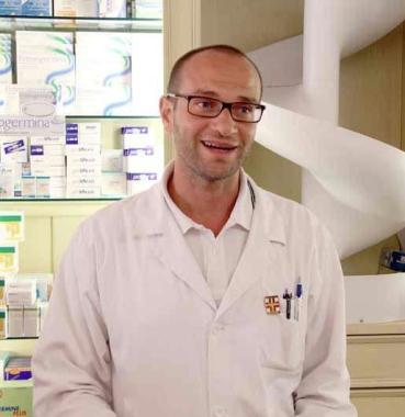 <b>FARMACISTA.</b> Luca Ramacciotti titolare della farmacia di piazza Mercurio   