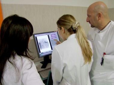 Personale sanitario al lavoro 