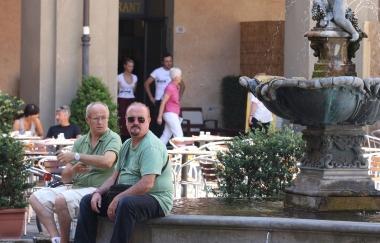 Aumentati in agosto i pratesi rimasti in città