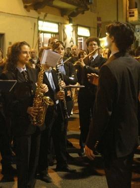 Lesibizione di una banda 