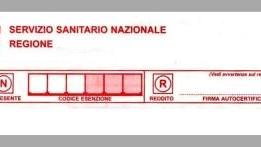 In alto: la zona della ricetta rossa dove va scritto il codice del reddito o della esenzione