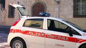 Scippano una ragazza a una festa in spiaggia a Viareggio, arrestati