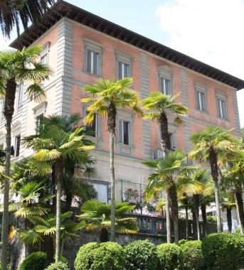 <b>CAPEZZANO.</b> Villa Le Pianore 