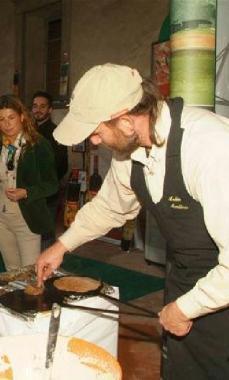 Si preparano i necci 