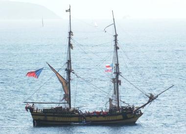 In crociera col veliero "pirata"