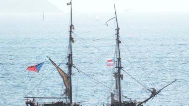 In crociera col veliero "pirata"