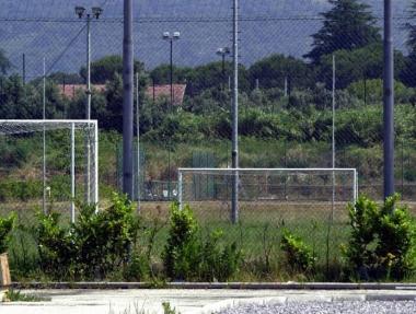 Il campo sportivo di Marina di Massa 
