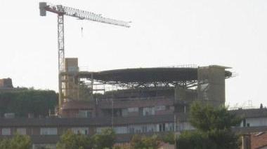 La piattaforma in costruzione