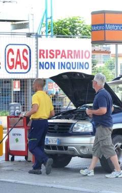 Distributore di metano per le auto  