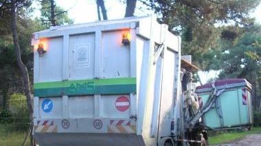 <b>COSECA</b> Un mezzo dell’azienda al lavoro