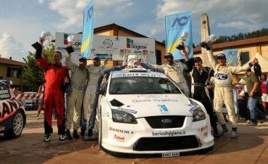 Luca Ferri e il navigatore Daddoveri con la Focus hanno vinto il rally citt&agrave; di Barga 