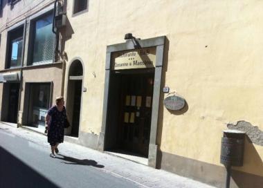 Lesterno dellEnoteca al centro del contenzioso con il Comune 