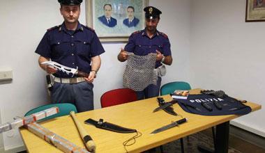 Aveva un arsenale in casa, arrestato