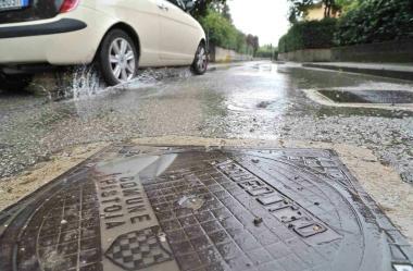 Disagi per una perdita nell acquedotto 