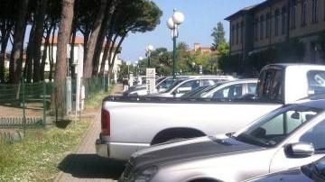 <b>INCIVILTÀ.</b> Auto in sosta
