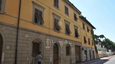 La ex azienda diventa parcheggio